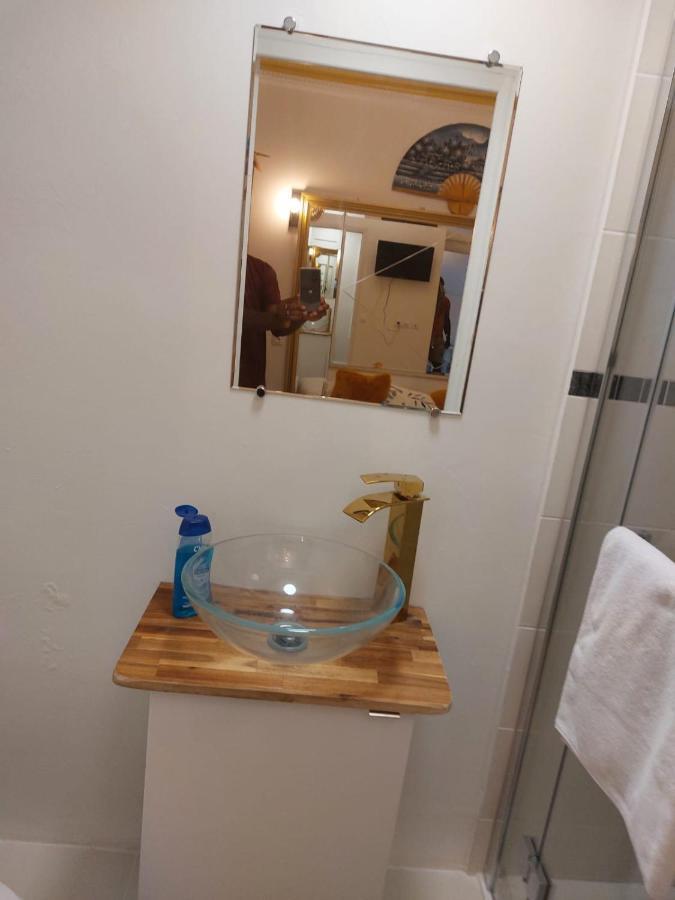 Happy Land Holliday Residential Hotell Épinay-sur-Seine Eksteriør bilde